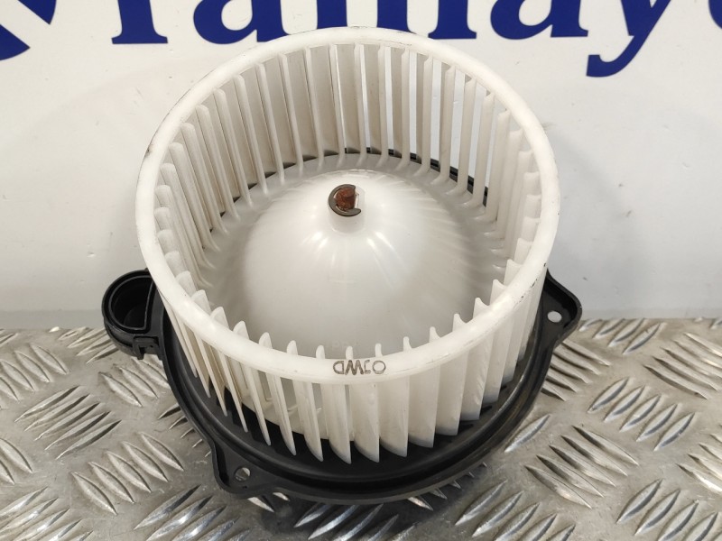 Recambio de motor calefaccion para hyundai i20 active 1.0 tgdi cat referencia OEM IAM F00S3B2542  