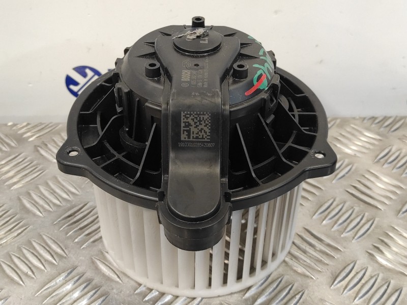 Recambio de motor calefaccion para hyundai i20 active 1.0 tgdi cat referencia OEM IAM F00S3B2542  