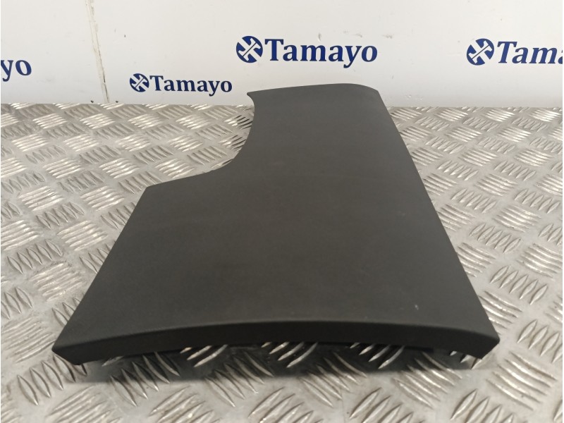 Recambio de moldura para peugeot 308 1.6 blue-hdi fap referencia OEM IAM 9677540877  