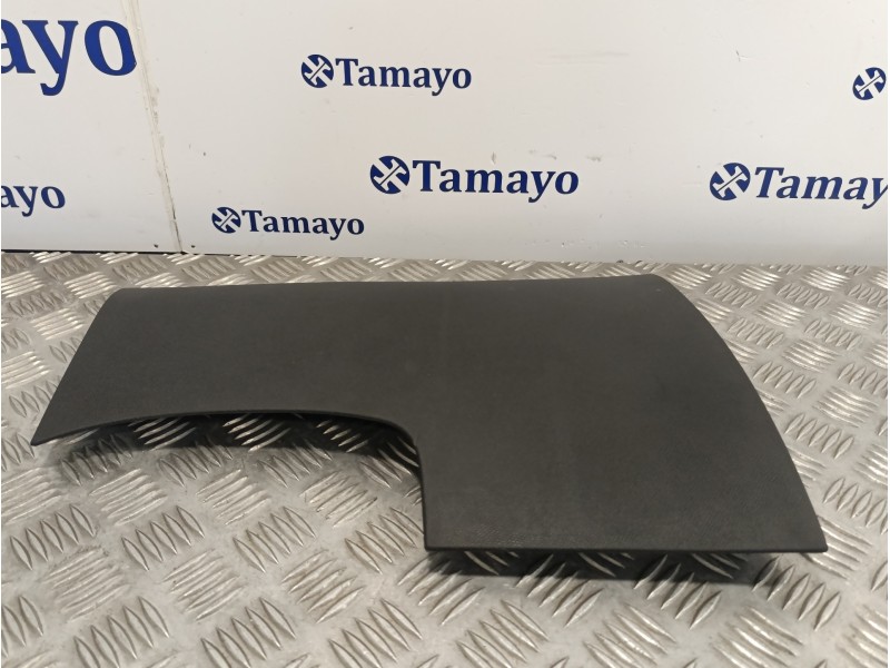 Recambio de moldura para peugeot 308 1.6 blue-hdi fap referencia OEM IAM 9677540877  