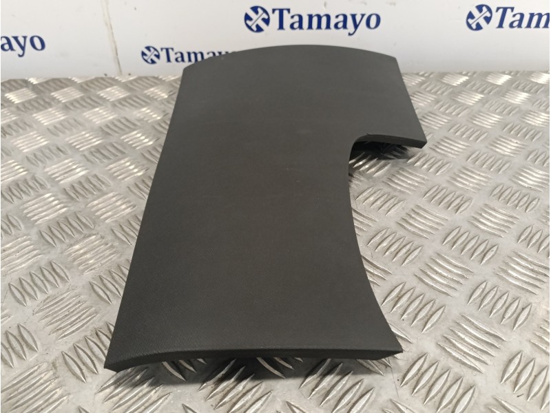 Recambio de moldura para peugeot 308 1.6 blue-hdi fap referencia OEM IAM 9677540877  