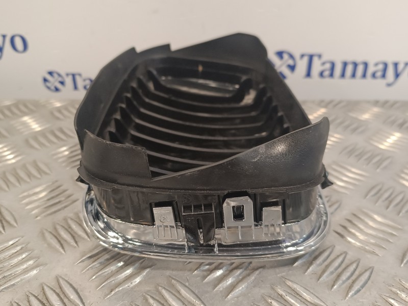 Recambio de rejilla delantera para bmw serie 3 berlina (e46) referencia OEM IAM 511381950560 511381950589 81950560