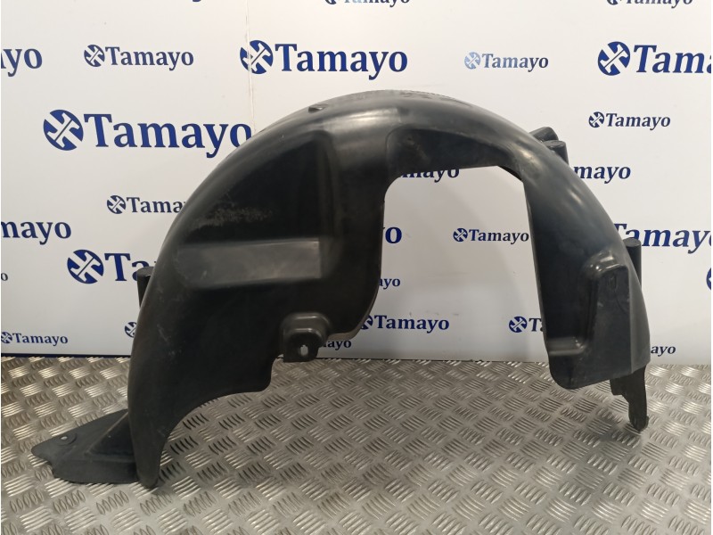 Recambio de plastico paso rueda trasero izquierdo para peugeot 308 1.6 blue-hdi fap referencia OEM IAM 9677267180  