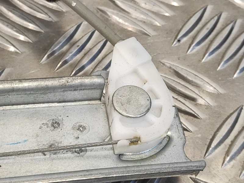 Recambio de elevalunas delantero derecho para hyundai i20 active 1.0 tgdi cat referencia OEM IAM 82460C7000  