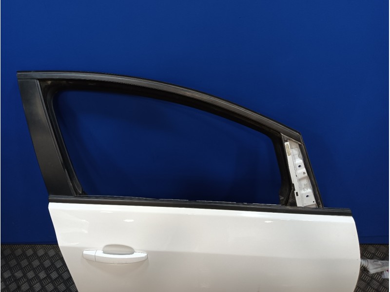 Recambio de puerta delantera derecha para opel astra j lim. enjoy referencia OEM IAM   