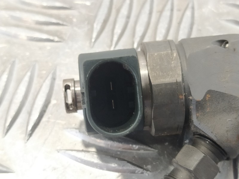 Recambio de inyector para mercedes-benz clase s (w220) berlina referencia OEM IAM A6280700387  0445110094