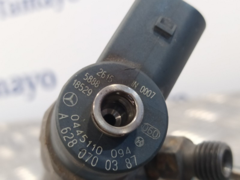 Recambio de inyector para mercedes-benz clase s (w220) berlina referencia OEM IAM A6280700387  0445110094