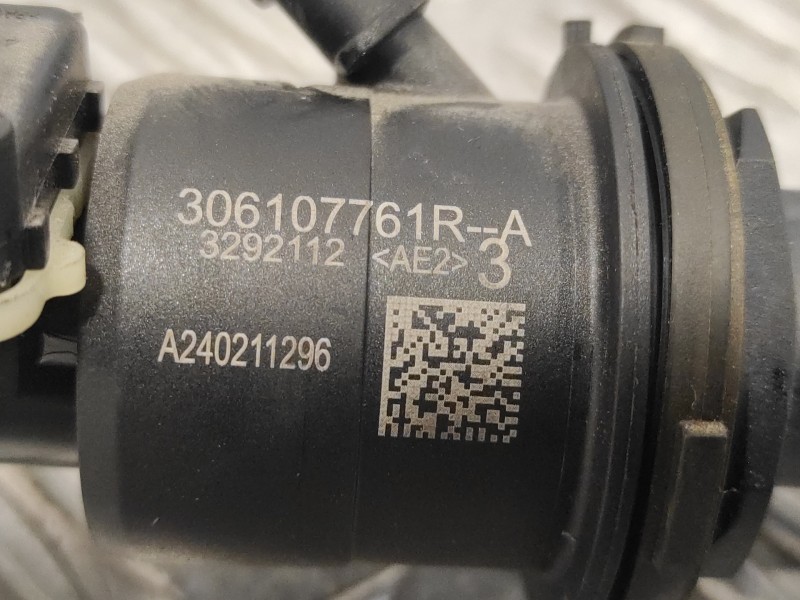 Recambio de bomba embrague para renault captur ii 1.3 tce referencia OEM IAM 306107761R  