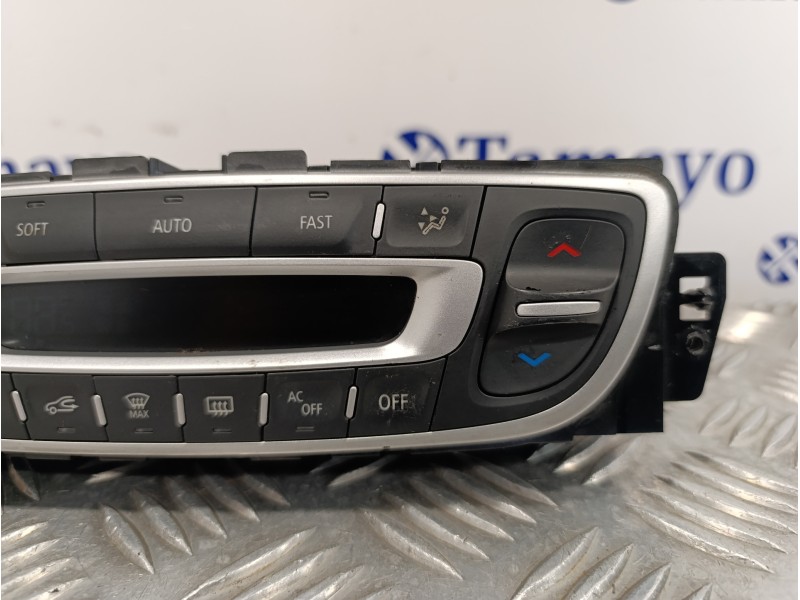 Recambio de mando climatizador para renault scenic iii 1.2 16v referencia OEM IAM 275109409R  E1073945