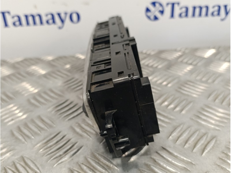 Recambio de mando climatizador para renault scenic iii 1.2 16v referencia OEM IAM 275109409R  E1073945