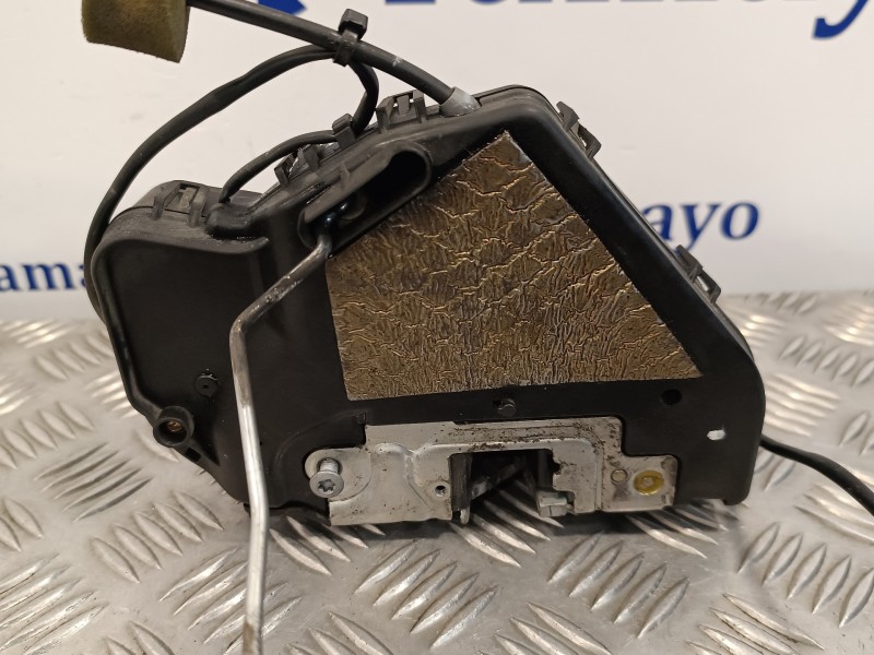 Recambio de cerradura puerta trasera derecha para mercedes-benz clase e (w211) berlina referencia OEM IAM 2117300635  