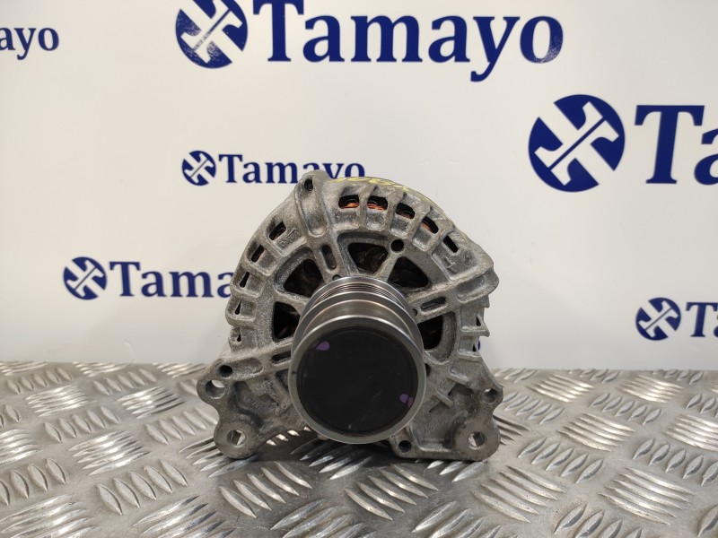 Recambio de alternador para audi a3 (8vk) 1.5 16v tsi act referencia OEM IAM 04E903015 TG12C280 2715542C