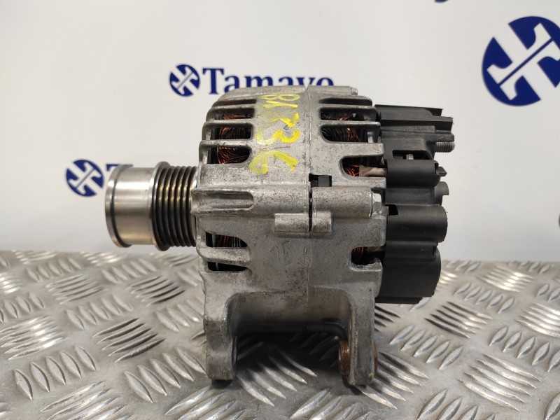 Recambio de alternador para audi a3 (8vk) 1.5 16v tsi act referencia OEM IAM 04E903015 TG12C280 2715542C