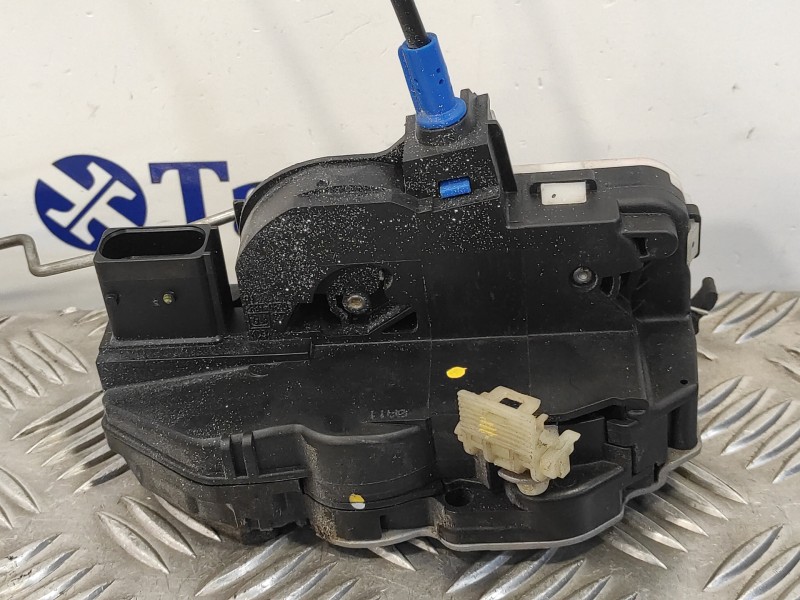 Recambio de cerradura puerta delantera derecha para opel astra j lim. enjoy referencia OEM IAM   