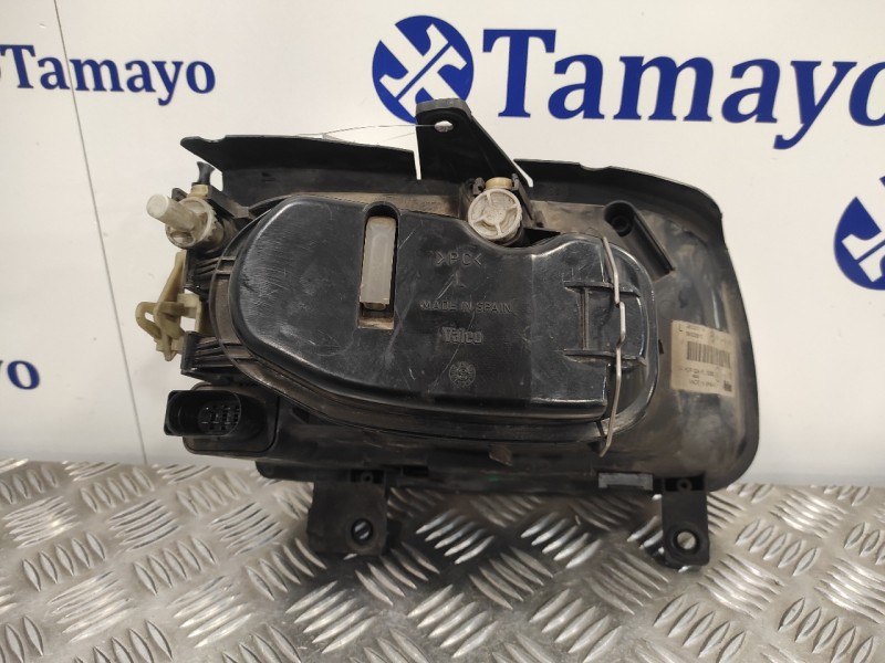 Recambio de faro izquierdo para volkswagen polo berlina (6n2) 1.4 16v referencia OEM IAM 6N1941015AD  89302810