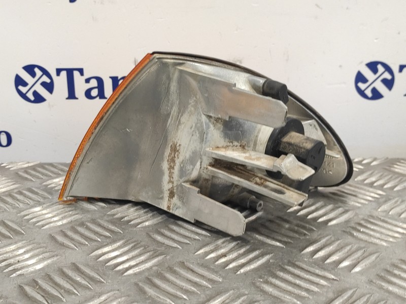 Recambio de piloto delantero derecho para bmw serie 3 berlina (e46) referencia OEM IAM 0311328002  