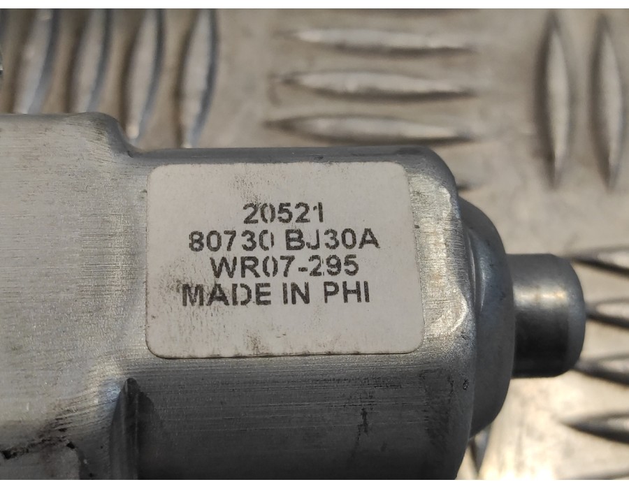 Recambio de elevalunas delantero derecho para nissan nv 200 (m20) 1.5 dci cat referencia OEM IAM 80700BJ30B0C  80730BJ30A