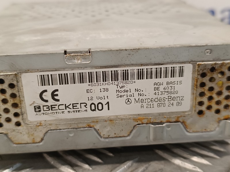 Recambio de amplificador radio para mercedes-benz clase e (w211) berlina referencia OEM IAM A2118702489  