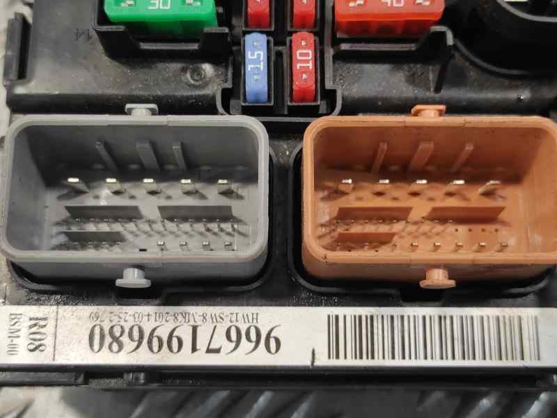 Recambio de caja reles / fusibles para citroën c3 picasso 1.6 hdi fap referencia OEM IAM 9667199680  