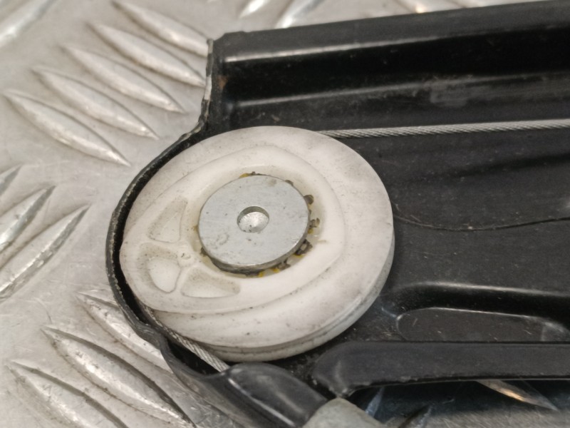 Recambio de elevalunas delantero derecho para mercedes-benz clase e (w211) berlina referencia OEM IAM A2118203042  0130821971