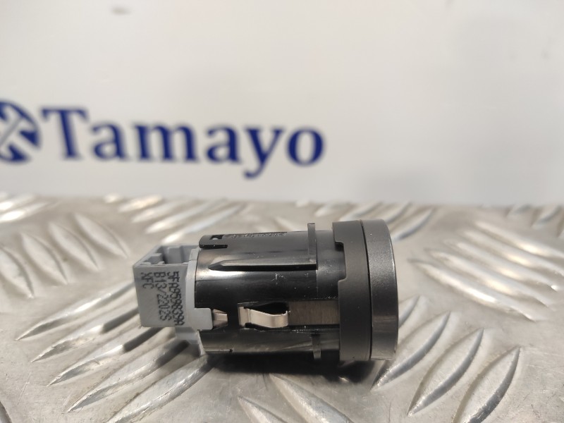 Recambio de interruptor para cupra formentor km (fm6) referencia OEM IAM 5FA959839A  
