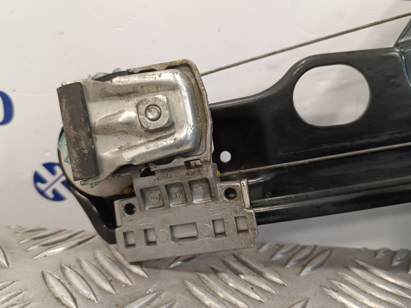 Recambio de elevalunas trasero derecho para mercedes-benz clase e (w211) berlina referencia OEM IAM A2118202442 7746003603 99189