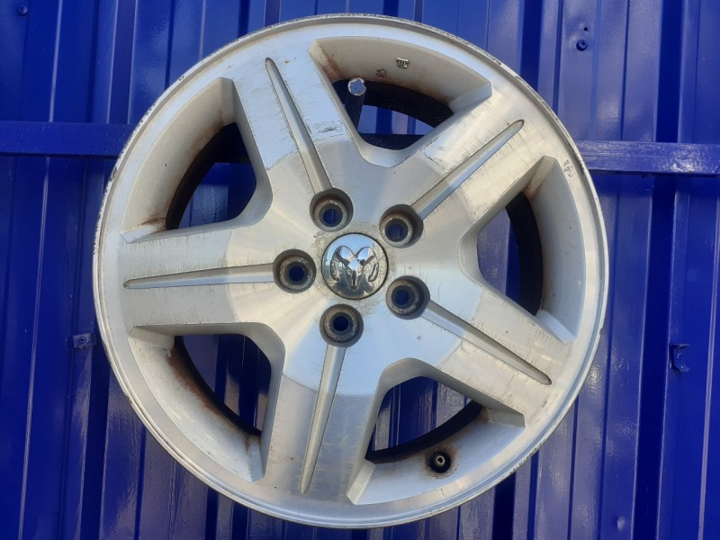 Recambio de llanta para dodge caliber 2.0 16v crd cat referencia OEM IAM 05191765AB  