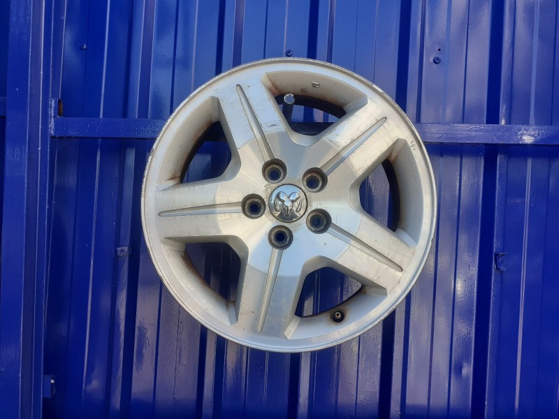 Recambio de llanta para dodge caliber 2.0 16v crd cat referencia OEM IAM 05191765AB  