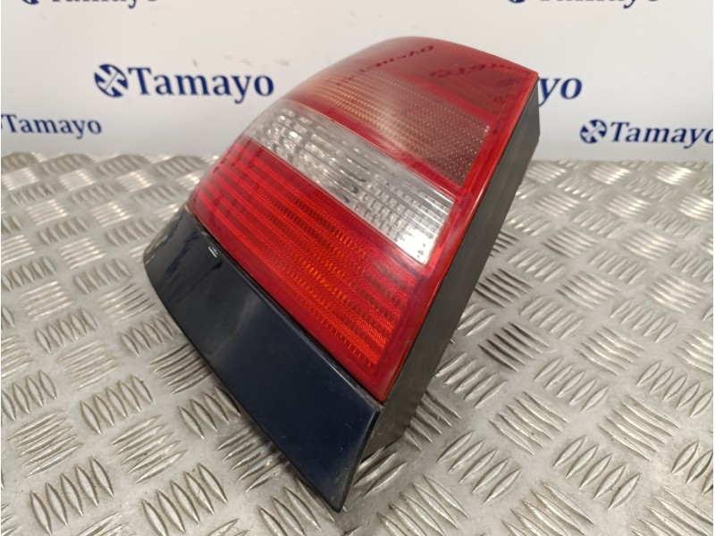 Recambio de piloto trasero izquierdo para audi a4 berlina (b5) 1.8 20v referencia OEM IAM 289901  