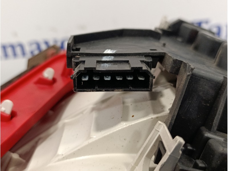 Recambio de piloto trasero izquierdo para audi a4 berlina (b5) 1.8 20v referencia OEM IAM 289901  