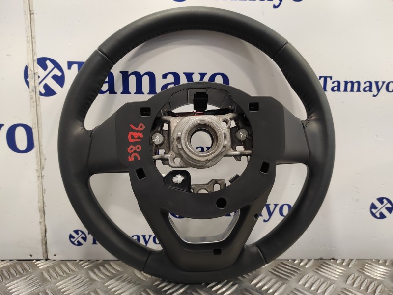 Recambio de volante para toyota yaris cross cross (xp210) referencia OEM IAM 45100K0140  6436038