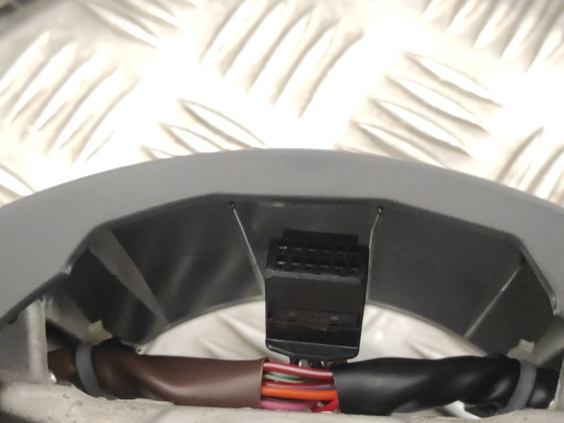 Recambio de volante para toyota yaris cross cross (xp210) referencia OEM IAM 45100K0140  6436038