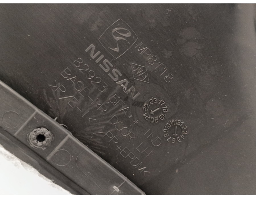 Recambio de guarnecido puerta trasera izquierda para nissan micra v (k14) 1.0 12v cat referencia OEM IAM 829235FA  