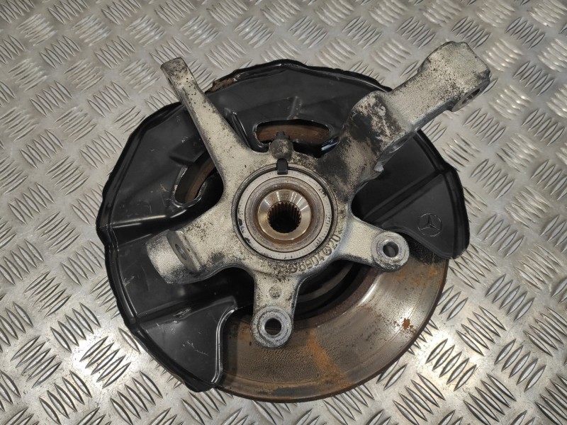 Recambio de mangueta delantera derecha para mercedes-benz clase b (w245) 2.0 cdi cat referencia OEM IAM   