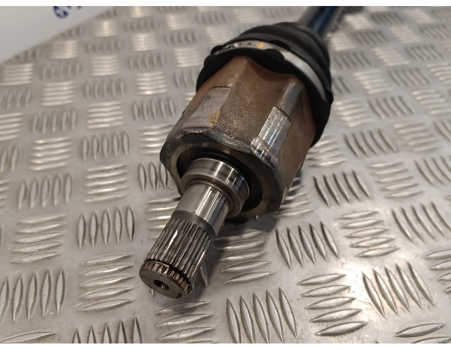 Recambio de transmision delantera derecha para kia cee´d 1.6 crdi cat referencia OEM IAM 495001H211  10228293A