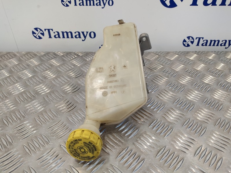 Recambio de bomba freno para citroën c3 1.1 referencia OEM IAM 32067093  