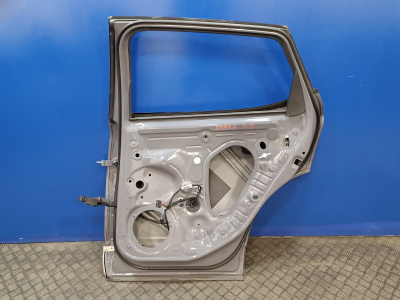 Recambio de puerta trasera derecha para cupra formentor km (fm6) referencia OEM IAM   