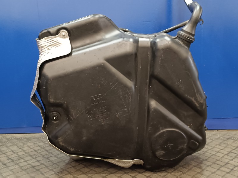 Recambio de deposito combustible para cupra formentor km (fm6) referencia OEM IAM 5Q0201085AJ 5Q0442A 5Q020102