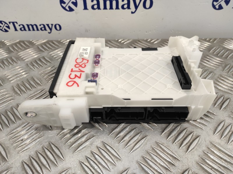 Recambio de caja reles / fusibles para toyota yaris cross cross (xp210) referencia OEM IAM 82730K0110  63572075