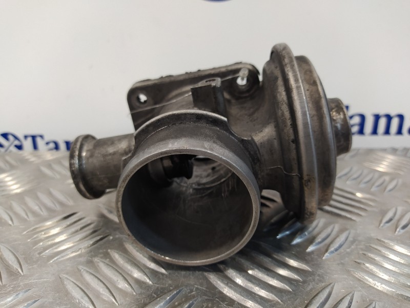 Recambio de valvula egr para bmw serie 3 berlina (e46) 2.0 16v diesel cat referencia OEM IAM 778545204  
