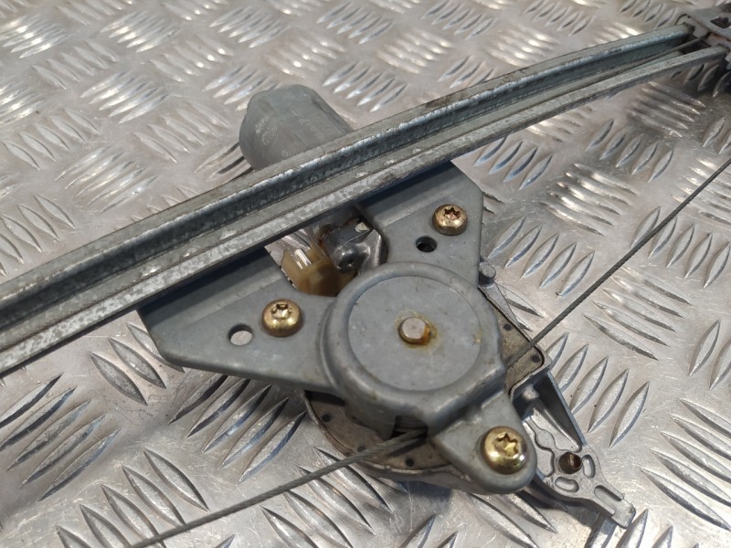 Recambio de elevalunas trasero derecho para mercedes-benz clase c (w202) berlina 2.2 cat referencia OEM IAM   