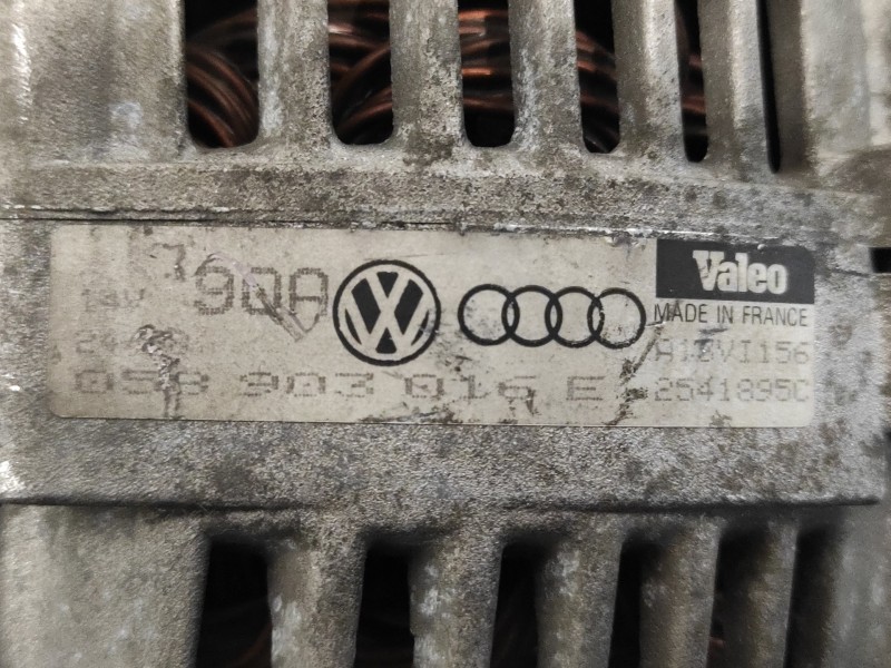 Recambio de alternador para audi a4 berlina (b5) 1.8 20v turbo referencia OEM IAM 058903016E 058903016E 2541895C