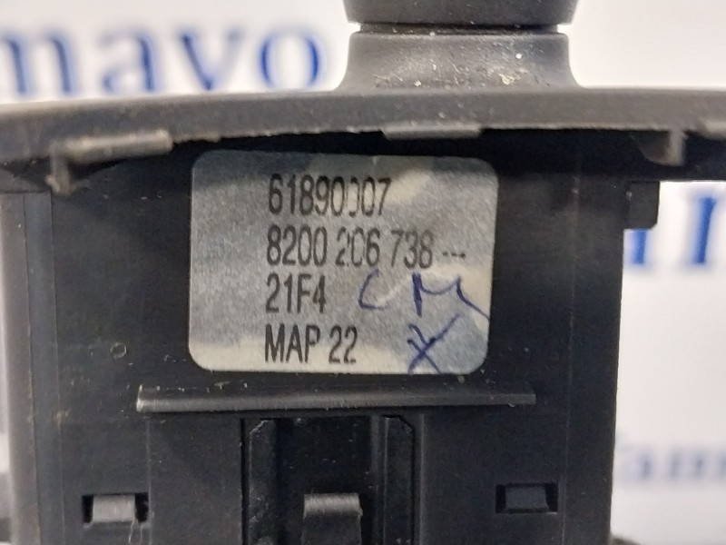 Recambio de mando volante para renault scenic ii scenic ii referencia OEM IAM 8200206738  61890007