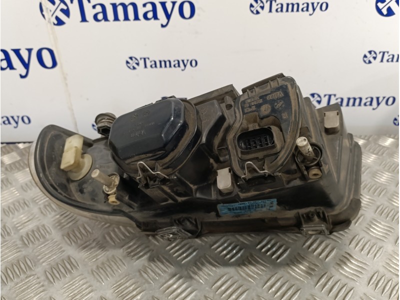Recambio de faro derecho para audi a4 berlina (b5) 1.8 20v referencia OEM IAM 8D0941004AK  1853675100