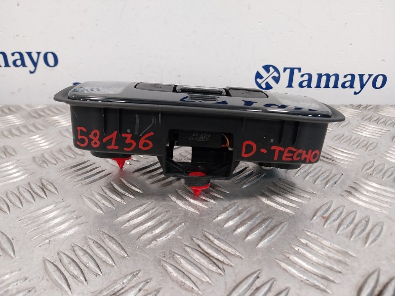 Recambio de luz interior para toyota yaris cross cross (xp210) referencia OEM IAM 812600D260 703004440 81260K0100C0