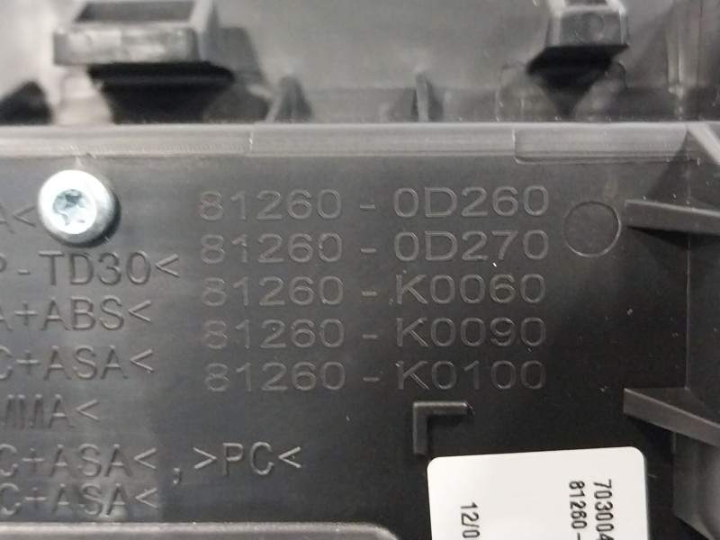 Recambio de luz interior para toyota yaris cross cross (xp210) referencia OEM IAM 812600D260 703004440 81260K0100C0