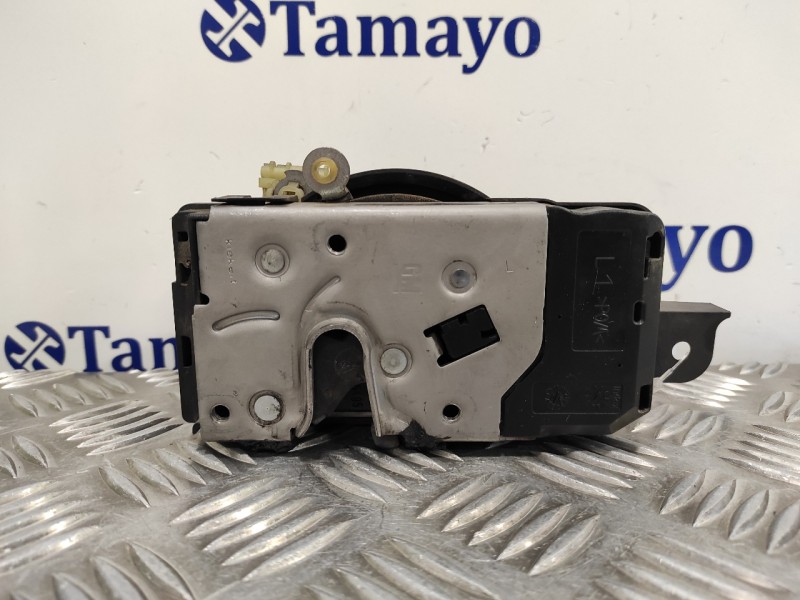 Recambio de cerradura puerta delantera izquierda para opel astra gtc 1.6 16v referencia OEM IAM 13210748  