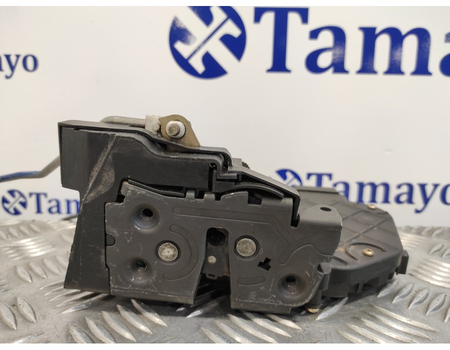 Recambio de cerradura puerta trasera derecha para mazda 3 berlina (bk) 2.0 16v cat referencia OEM IAM 3N6AA26412C  