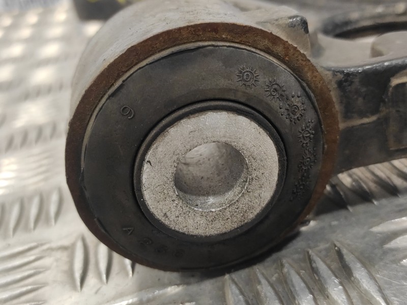 Recambio de brazo suspension inferior delantero derecho para fiat ducato furgon electrico - micro vett referencia OEM IAM 507069