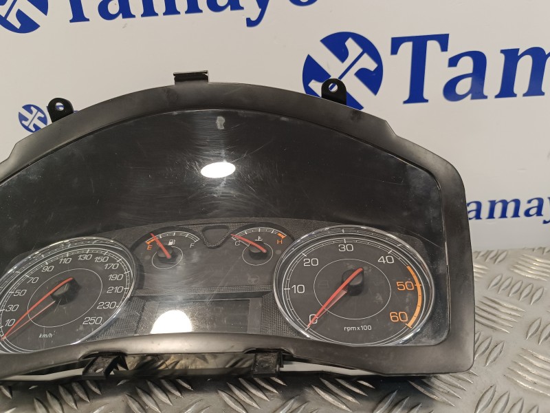 Recambio de cuadro instrumentos para fiat croma (194) 1.9 jtd 16v cat referencia OEM IAM 51838772  503001091601